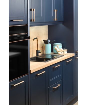 Aluprofile, Möbelgriffe & Metallmöbel für Küche, Möbelbau & Industrie