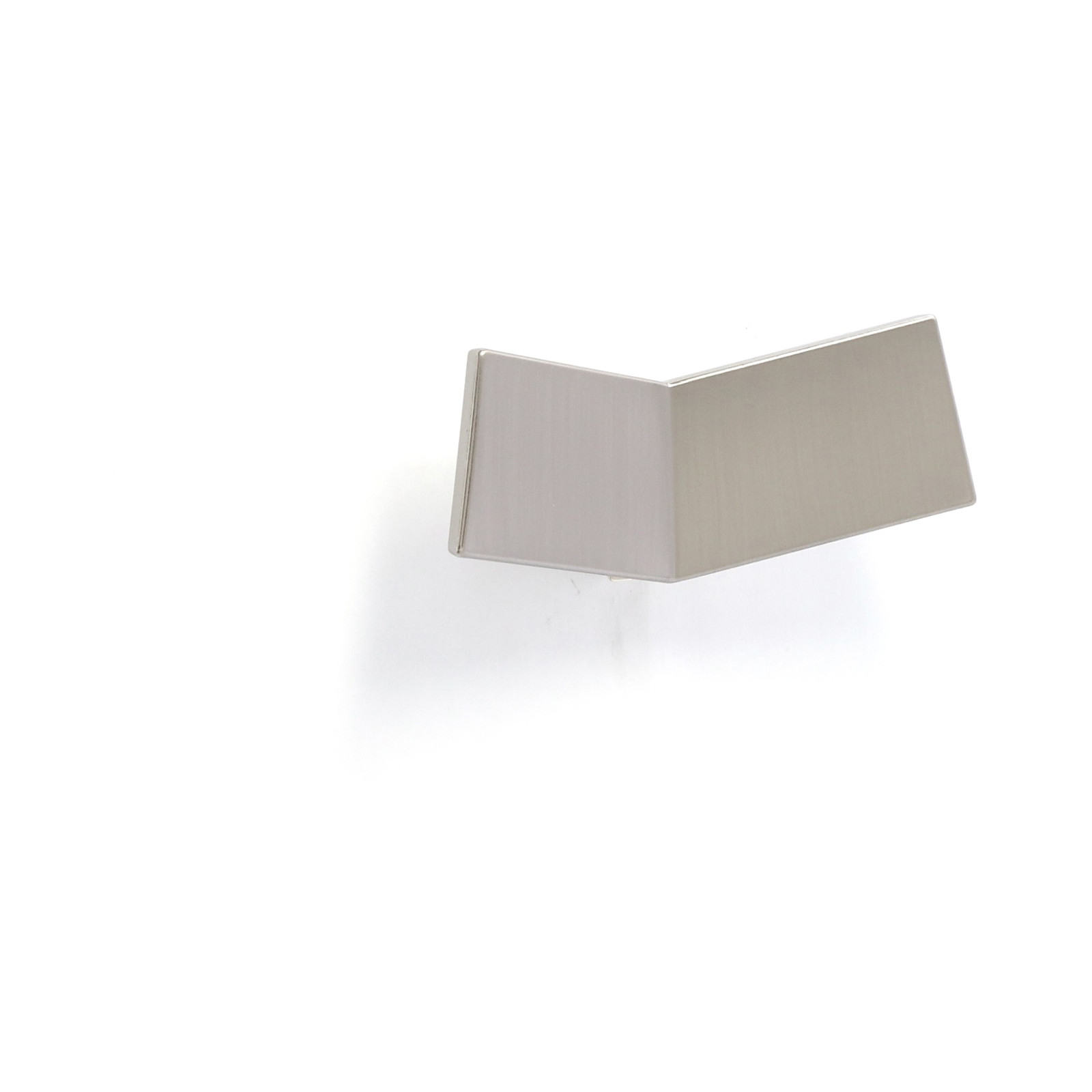 woo_2045_2045_SNiL Aluprofile, Möbelgriffe & Metallmöbel für Küche, Möbelbau & Industrie