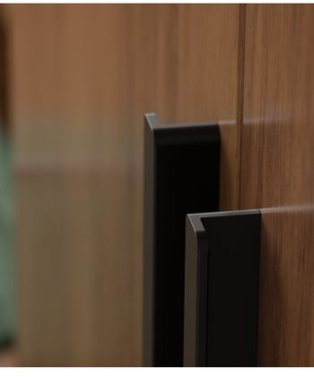 Aluprofile, Möbelgriffe & Metallmöbel für Küche, Möbelbau & Industrie